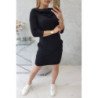 Juoda suknelė su gobtuvu ir kišenėmis nuotrauka