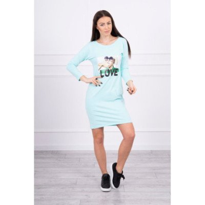 Mėtinės spalvos suknelė su "LOVE" nuotrauka