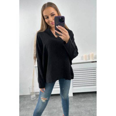 Juoda medvilninė palaidinė pasiraitojusiomis rankovėmis nuotrauka